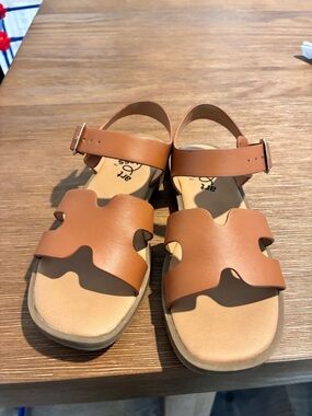 art class Tan/Brown Girls' Buckle Strap Cutout Sandals